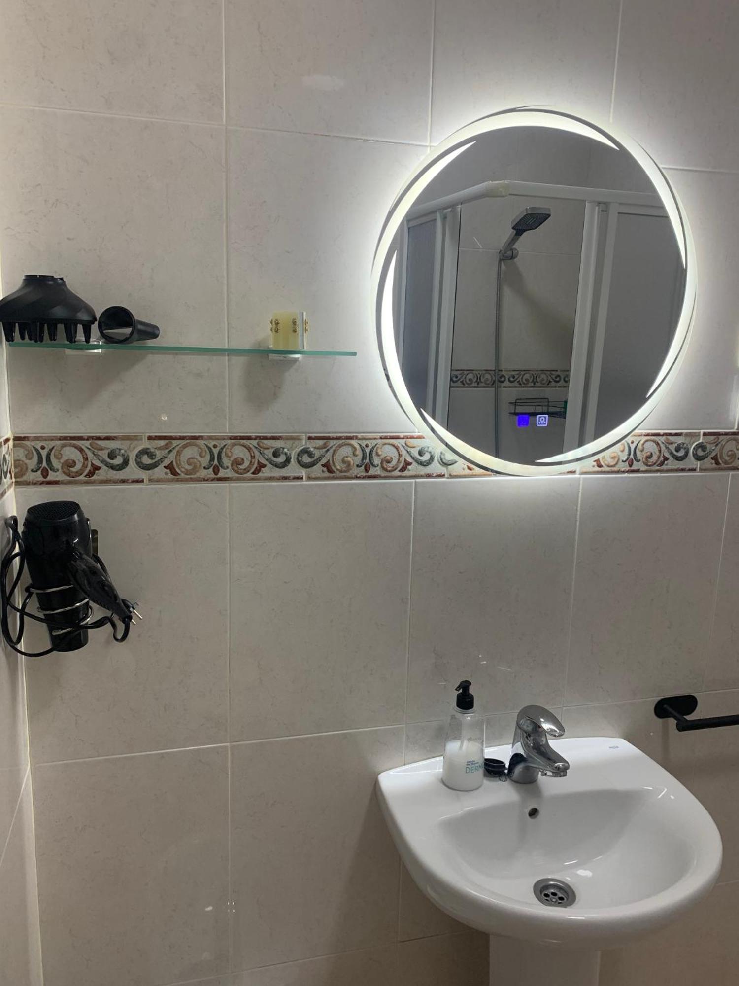 Apartamento Centrico A 1Km De La Playa. Puentedeume Buitenkant foto