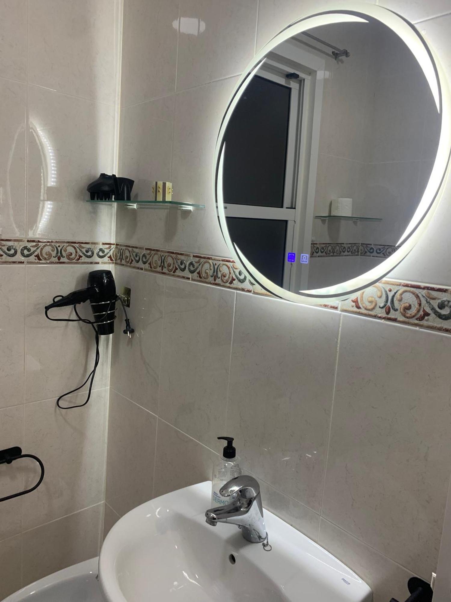 Apartamento Centrico A 1Km De La Playa. Puentedeume Buitenkant foto
